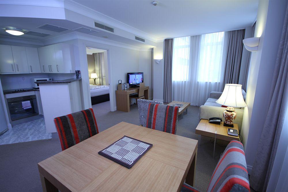 Manor Apartment Hotel Брісбен Екстер'єр фото